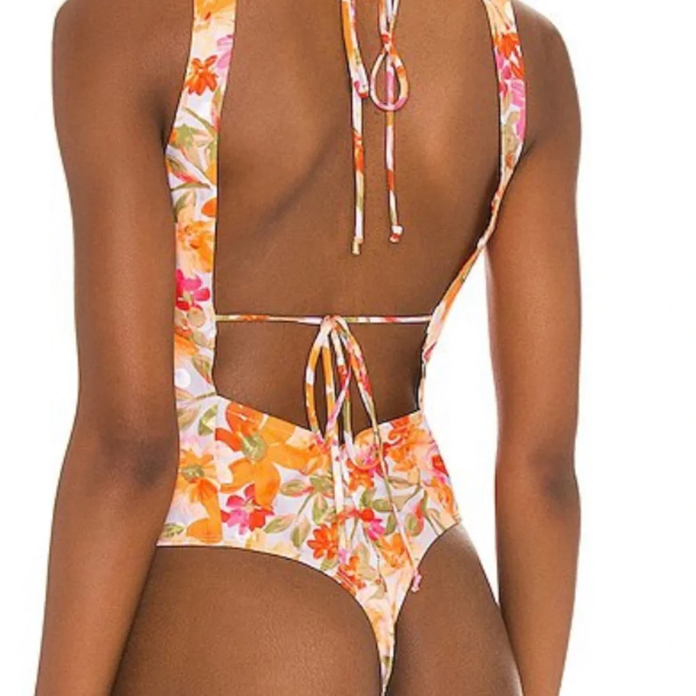 Jody bodysuit sold out! - Picture 2 of 4